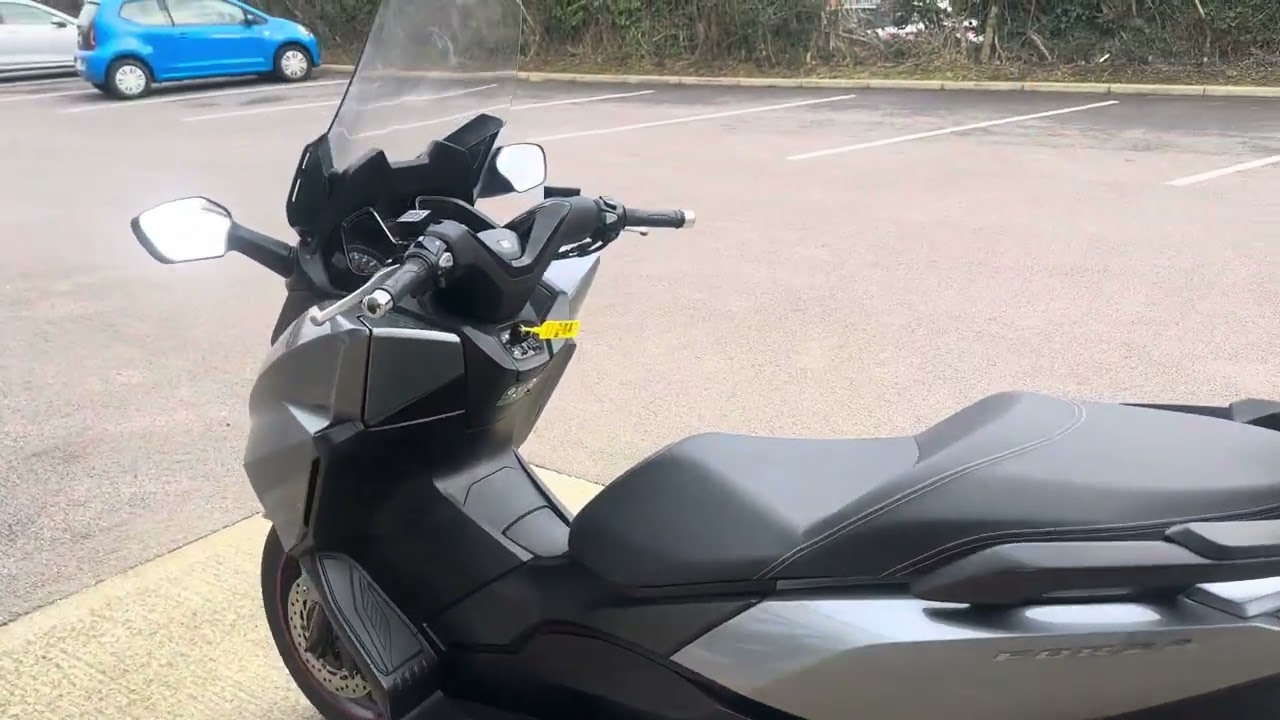 Honda Forza 125 2015