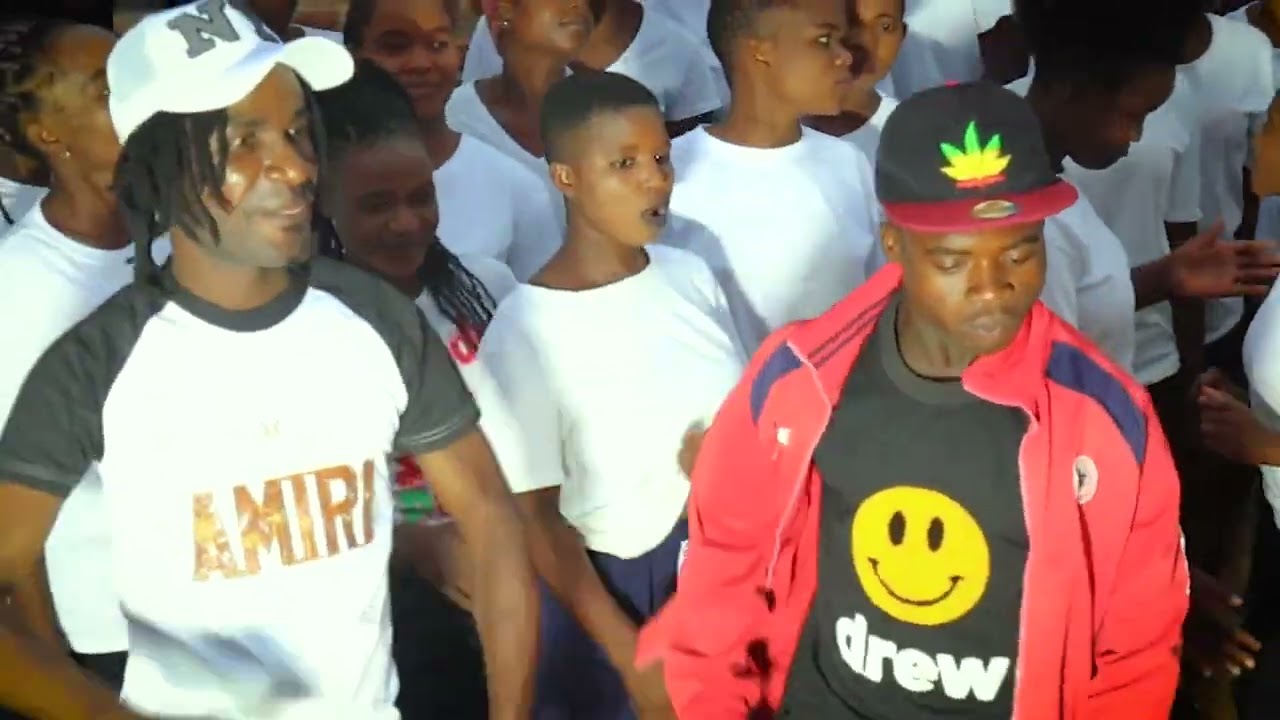 Aumvele_fungo__Waison_malakamu_-_(official music video)Dir by candylights films