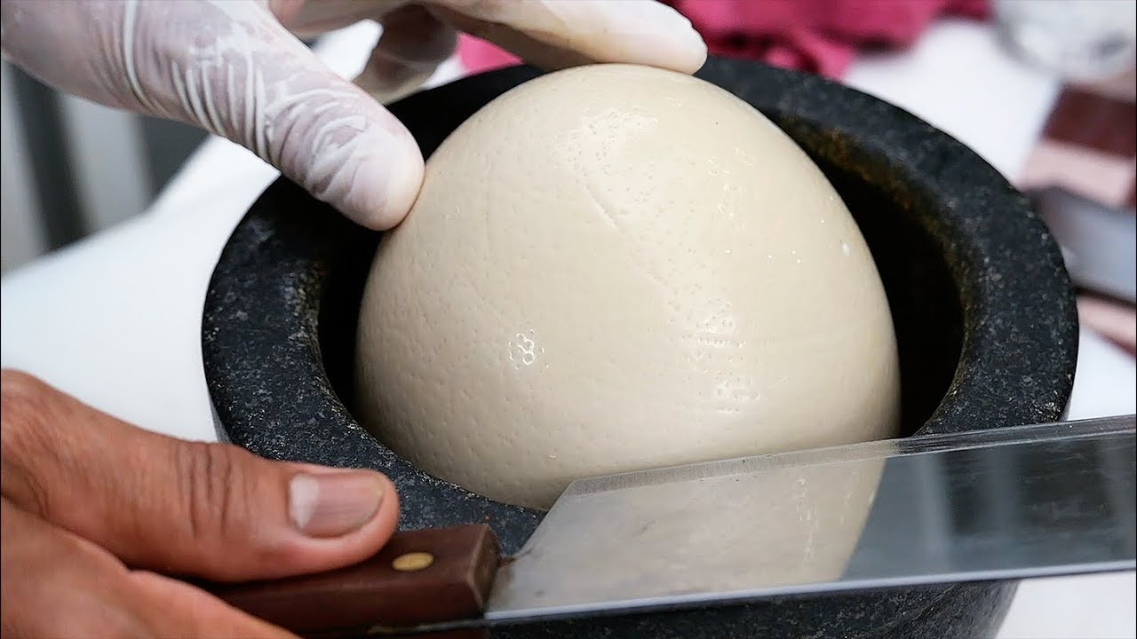 Тайская еда - Страус яйцо омлет Бангкок морепродукты Таиланд