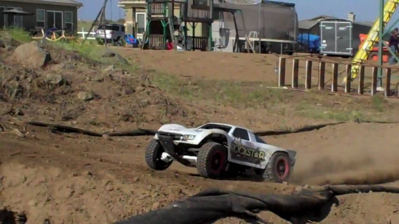 62 cc HPI Baja 5T First dirt session.....