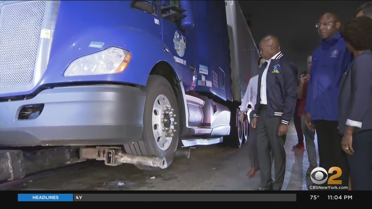 Mayor Adams puts his boot down on commercial trucks parking illegally in Queens