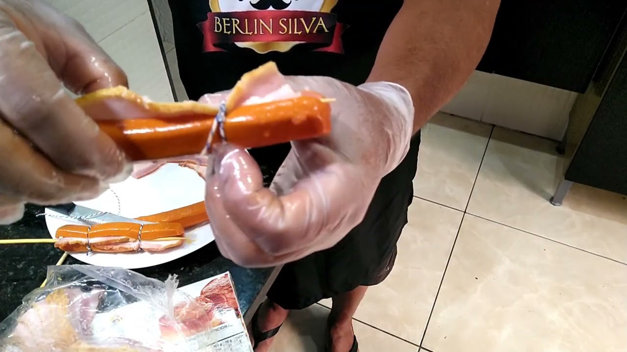 SALSICHA NA CHURRASQUEIRA