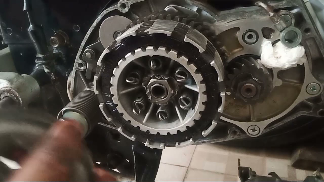 pasang kampas kopling suzuki a100 @mrpetheL_022