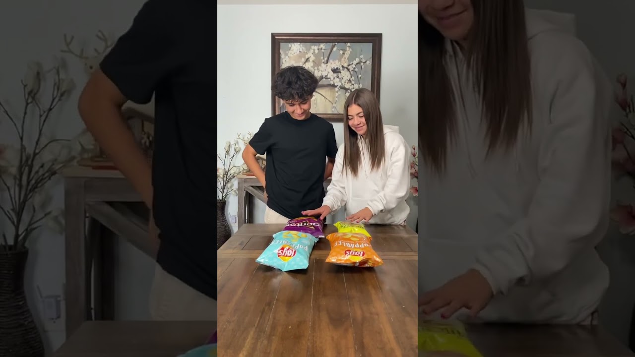 CHIPS GRAB! Who is going to win? #phillipsfambam #phillipsfambamchallenges #partygames #grabgame