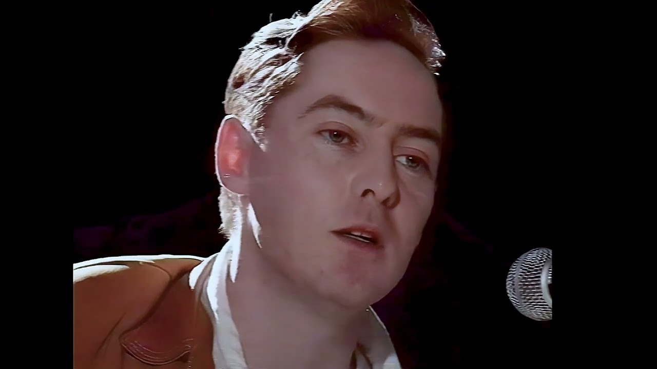 Roddy Frame - Belle Of The Ball (acoustic live) in 1080p