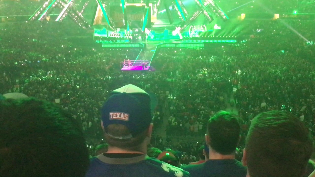 Triple H - WM32