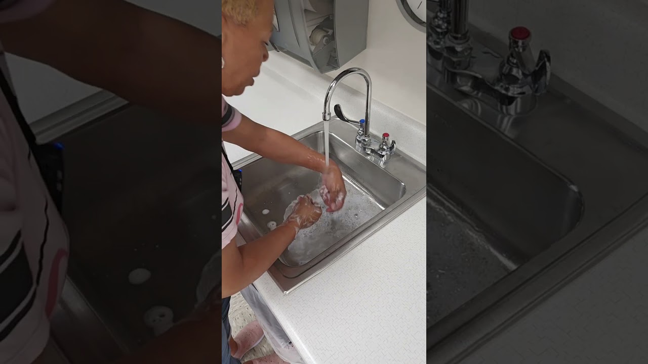 2024 Transitioning from Hand Hygiene to First Bedside or Measurement Skill