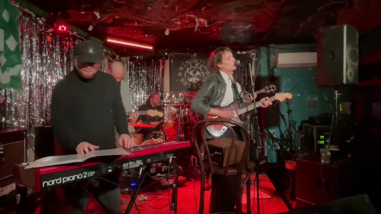 Frank Dillane 01 My Imaginary Friend (The Windmill Brixton 23/03/2024)
