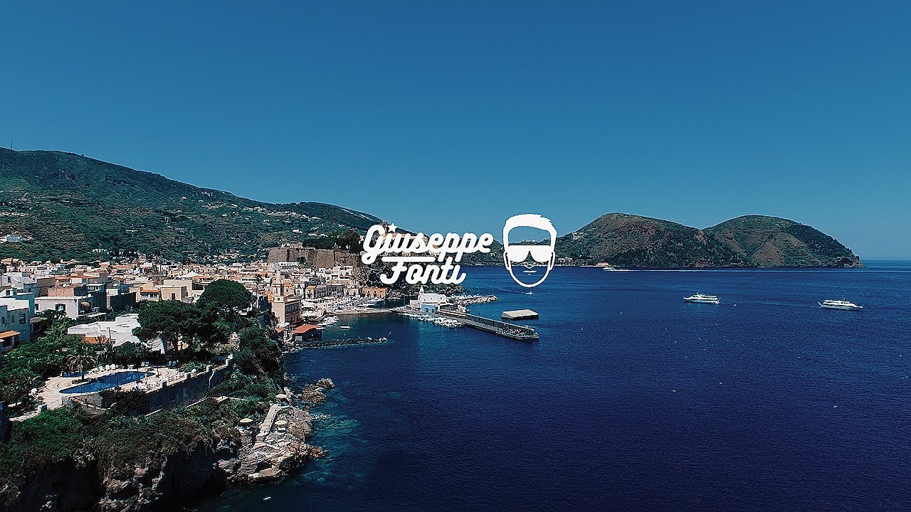 Giuseppe Fonti | Waiting for Summer 2018 | Lipari, Isole Eolie