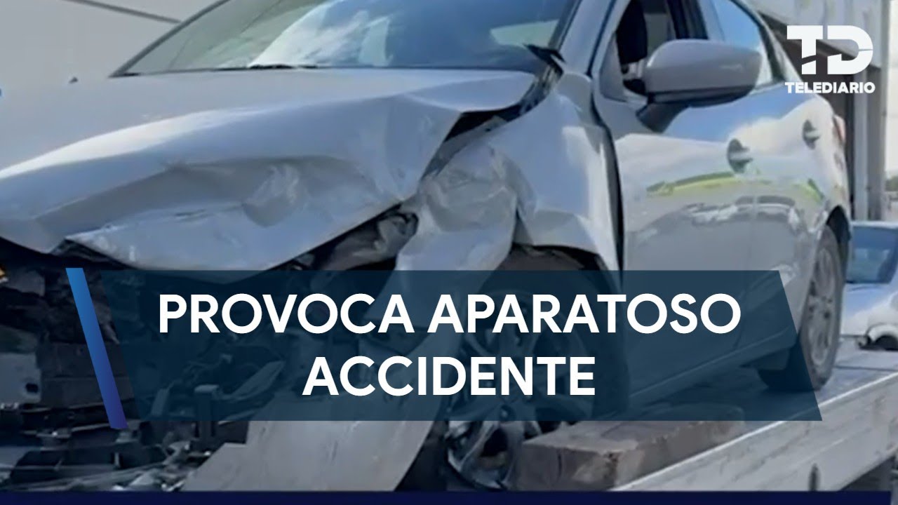 Conductor provoca aparatoso accidente vial en el Periférico Luis Echeverría en Saltillo