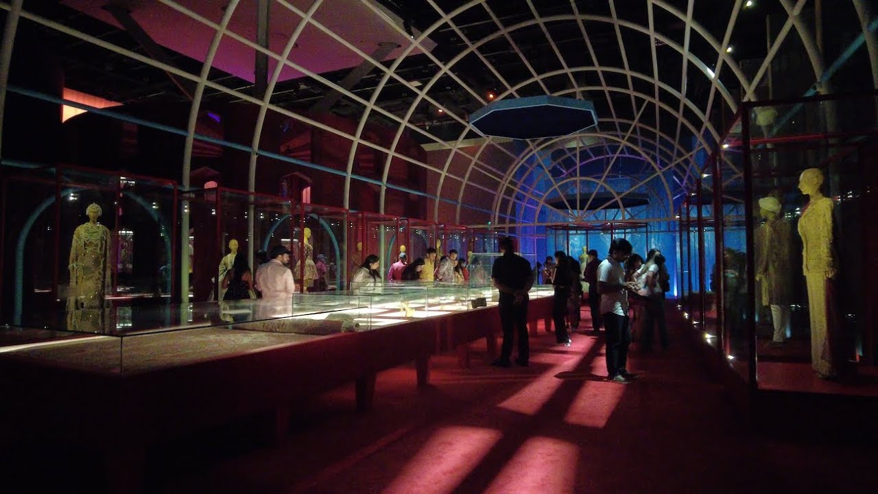 India in Fashion @ Nita Mukesh Ambani Cultural Centre (BKC, Mumbai)