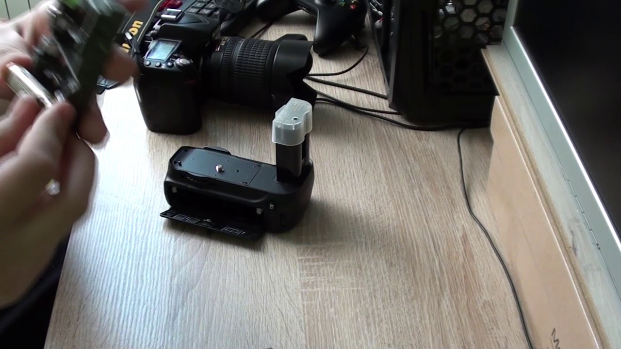 Budżetowy grip do Nikona D90