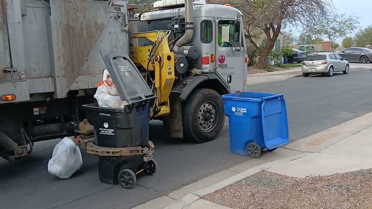 City of Phoenix Curbtender Garbage Truck 