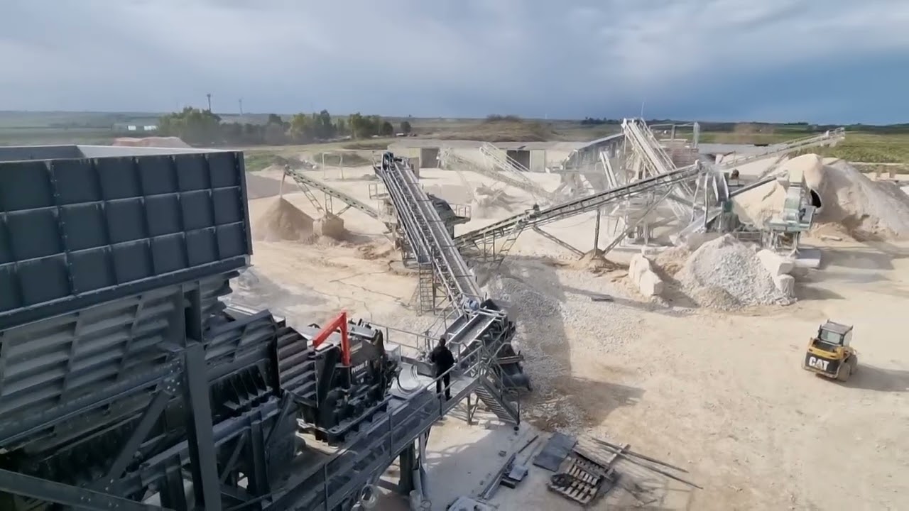 Impianto di Frantumazione collaudo. Revamping Crushing Plant Working. Cave Service il partner ideale
