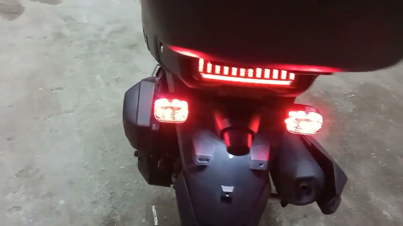 СКУТЕР Tank Discovery 180