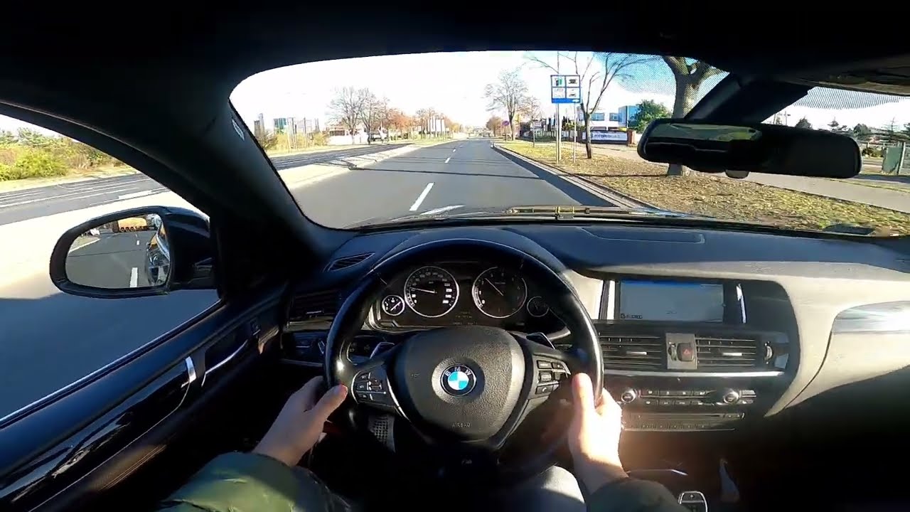 BMW X4 2.8i (G01) POV CITY DRIVE