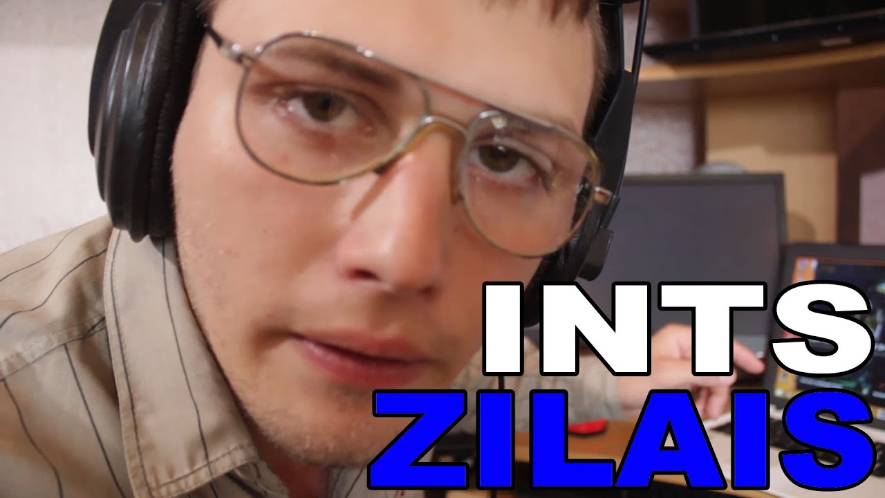 INTS ZILAIS SPĒLĒ DATORUS
