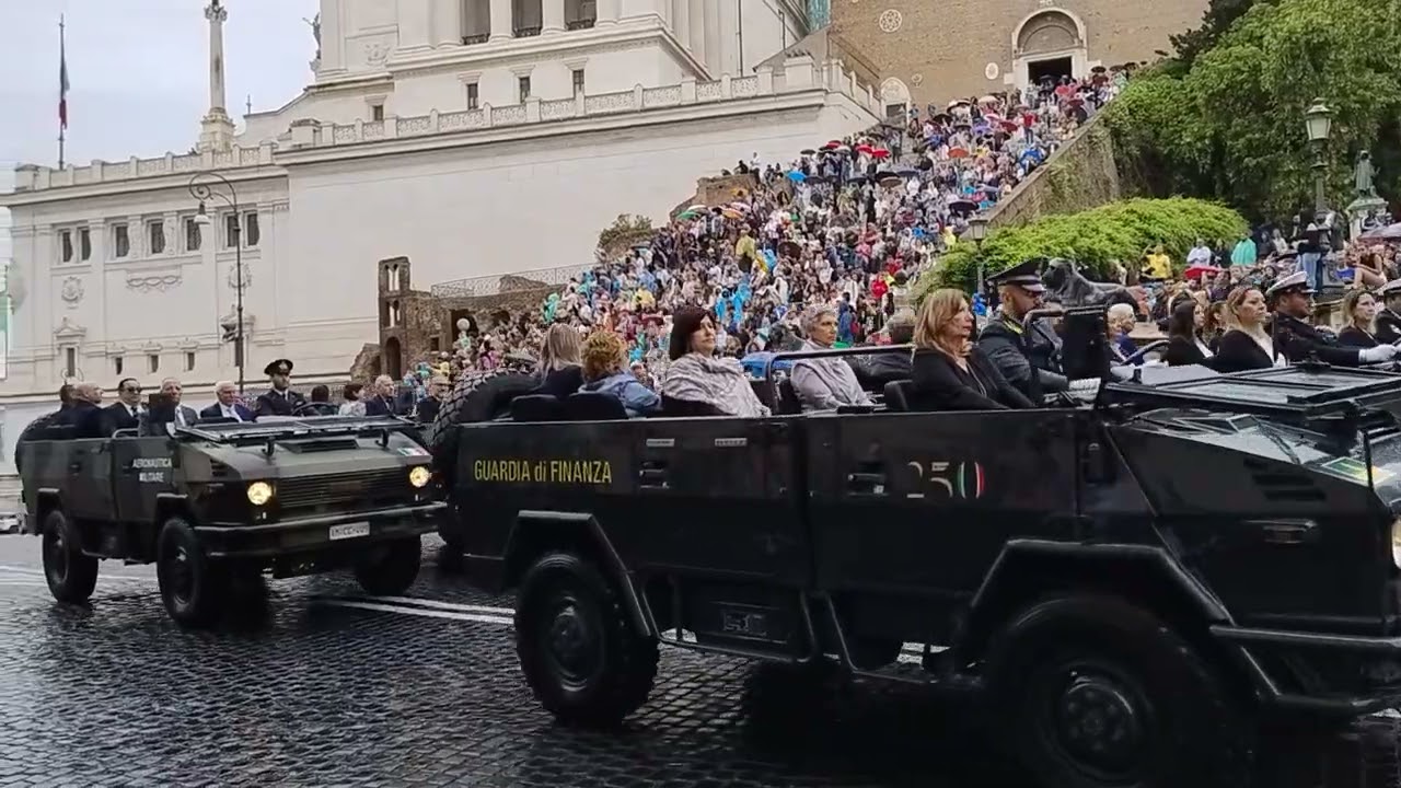 2 Giugno 2024- Festa della Repubblica: parata militare  mezzi personale civile
