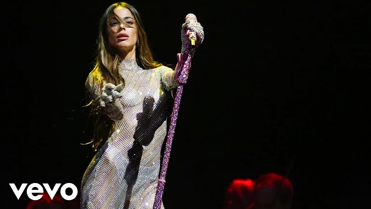 TINI - Carne y Hueso (Live at Premios Gardel 2022 | Actuaci&oacute;n en Vivo)