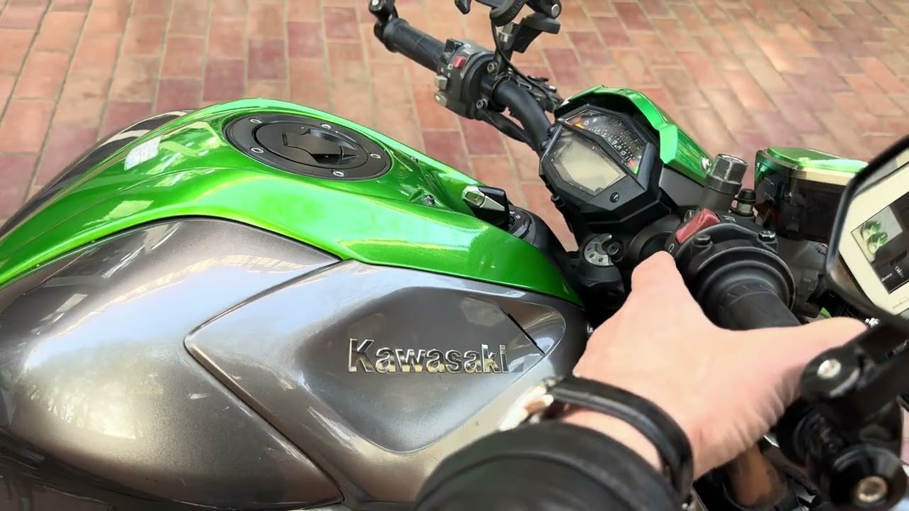 Kawasaki Z1000