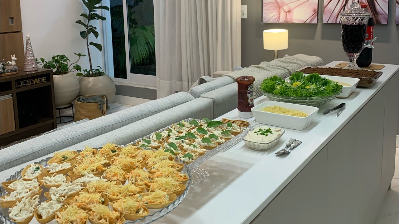 RECEBENDO EM CASA LANCHE + 8° MÊSVERSÁRIO | #PALOMASOARES