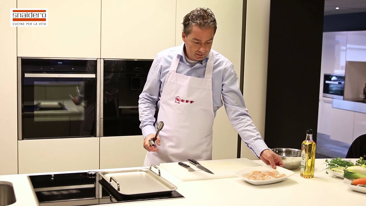 Kip op de Neff Teppan Yaki