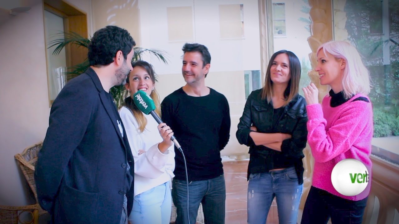 Asistimos al reencuentro de Quimi, Valle y el creador de la mítica 'Compañeros'