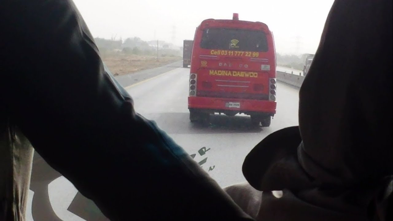 toff race karak coach vs madina coach and beautiful arabic song 2018