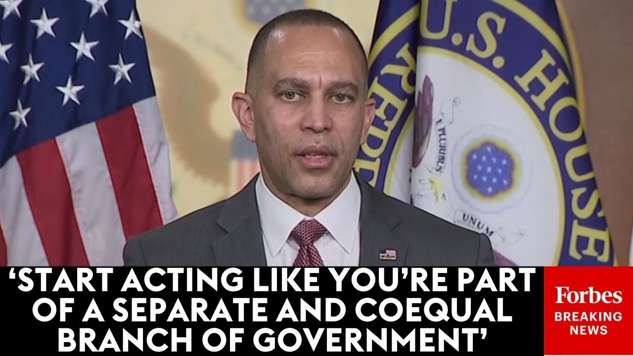 Hakeem Jeffries Urges GOP 'Get Some Guts' And Throw Support Behind War Powers Resolution Vote