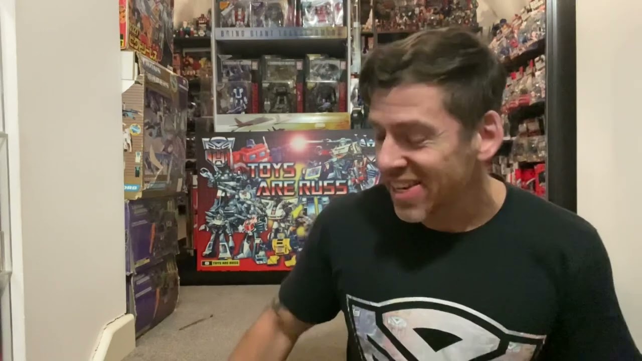 Transformers generation one unboxing a rare sealed G1 figure variant. Complete collection misb box