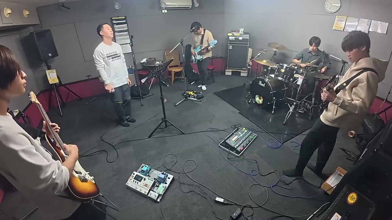 ONE OK ROCK「clock strikes」