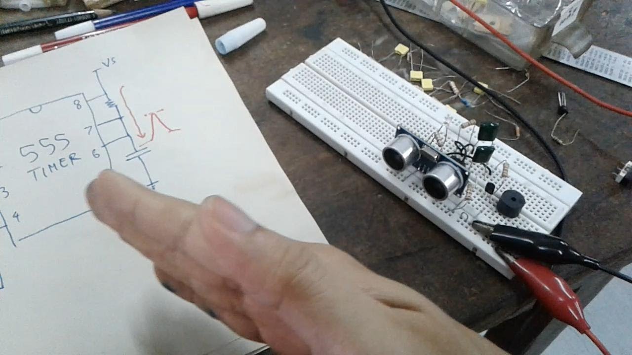 Sensor ultrasonik HC-SR04 tanpa program / self triggering distance to frequency converter