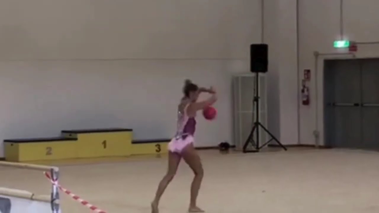 Alexandra Agiugiurculese (ITA) NEW Ball- 1ª Prova Regionale del Campionato Individuale Gold