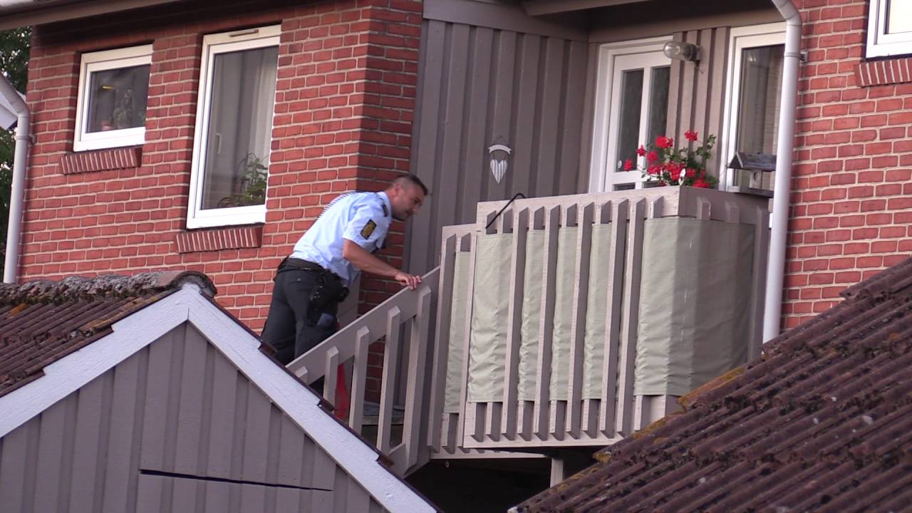 02 08 2016 Mand overfaldet med to jernr&oslash;r i Knudskovparken i Holb&aelig;k knudskovsparken