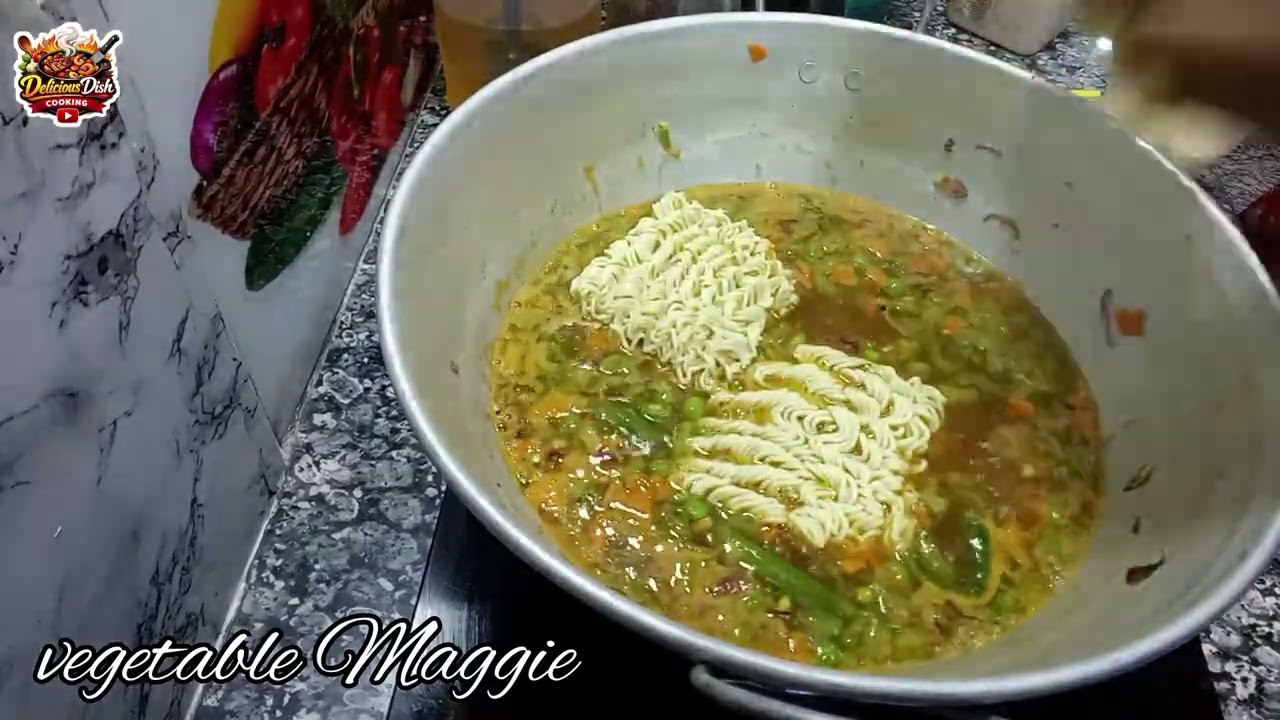 Vegetable Maggie 🍝/ easy and quick Maggie recipe 