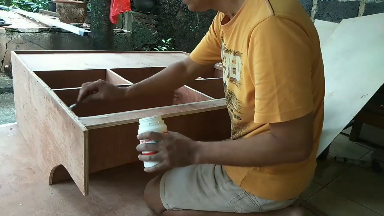 Cara membuat kitchen set gantung minimalis dari triplek(@fandibagol)