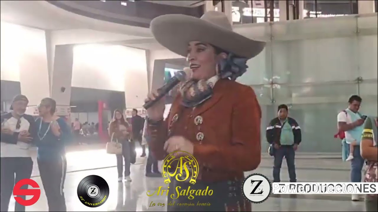 ARI SALGADO en el CENTRO CULTURAL DEL TREN SUBURBANO BUENAVISTA CDMX 