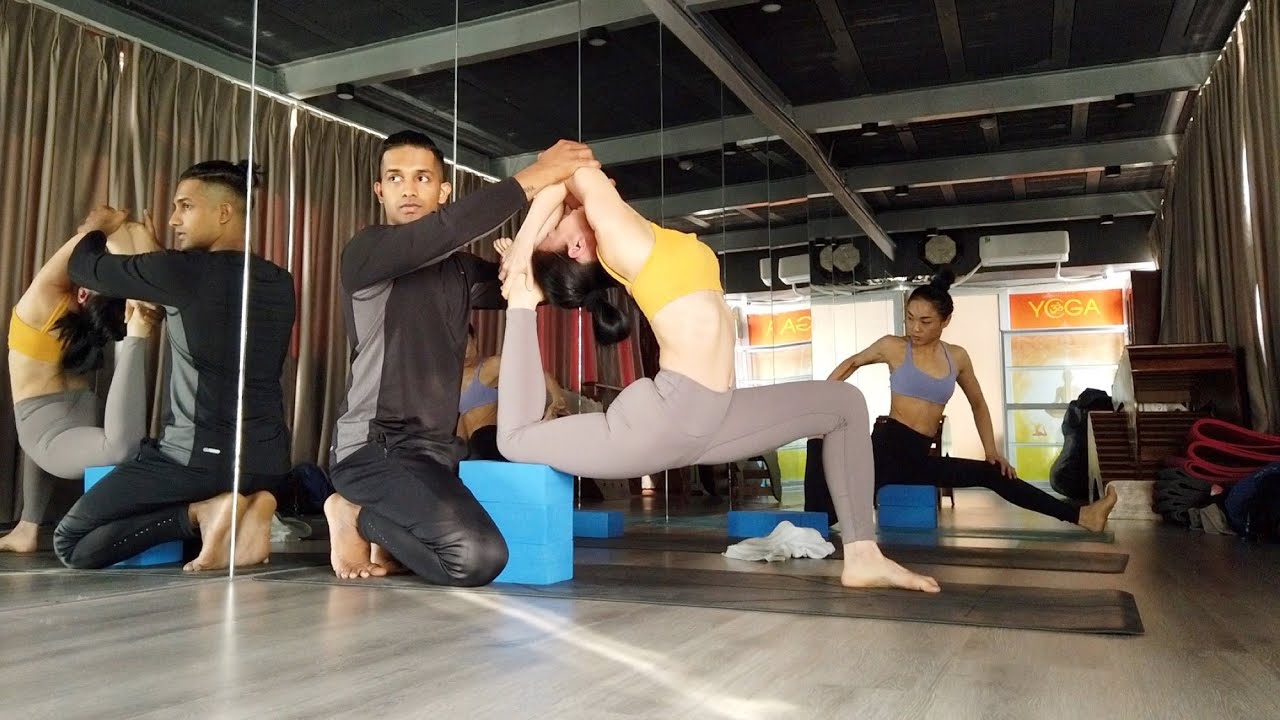 Eka Pada Rajakapotasana  | Techniques for One Legged King Pigeon Pose With Props | Yograja