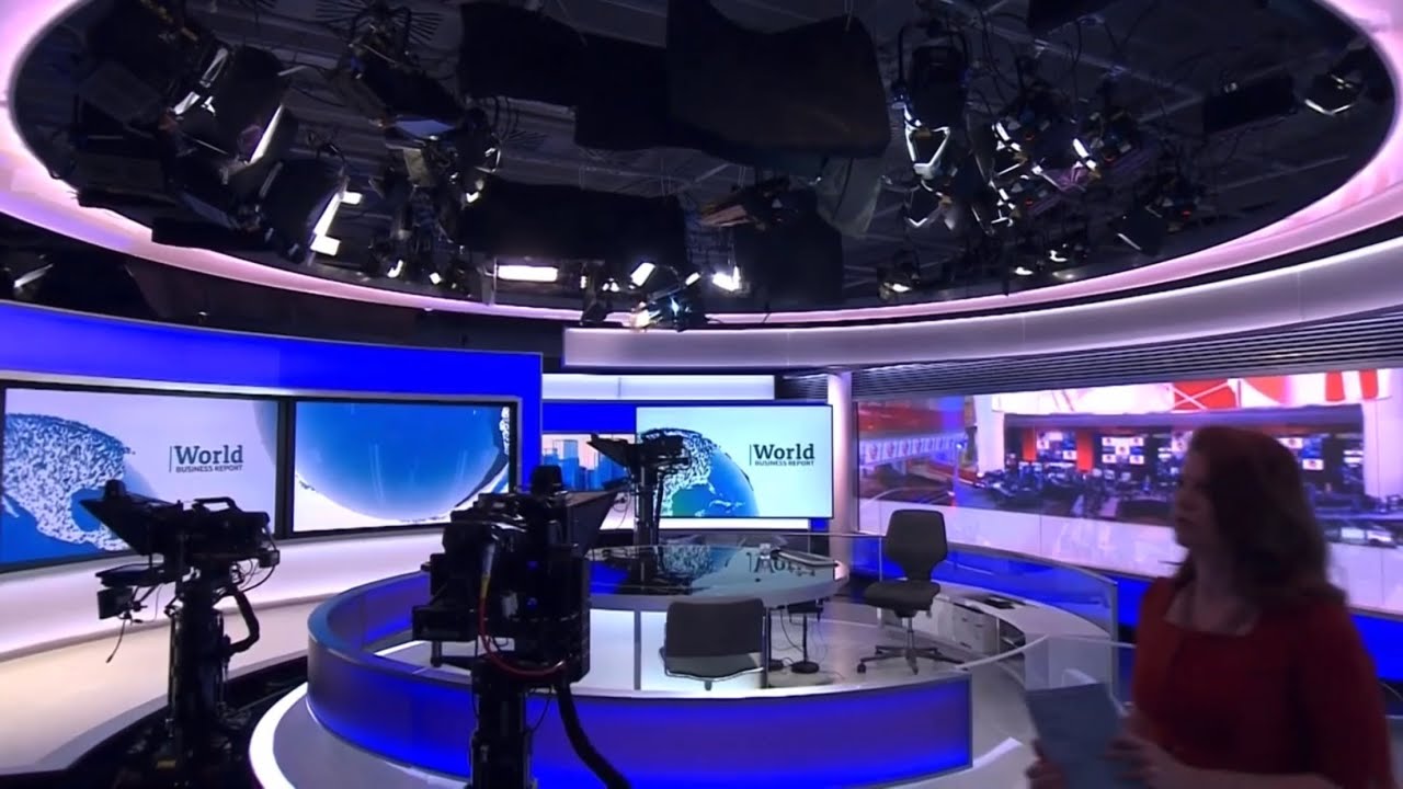BBC News Blooper - News presenter walking off set during World Business Report (9 August 2022)