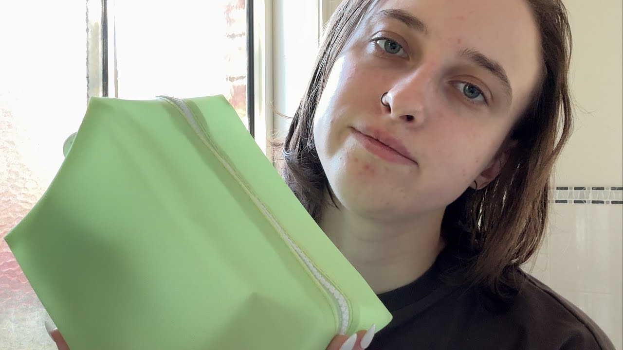 ASMR - Doing My Skincare! (Tapping + More)