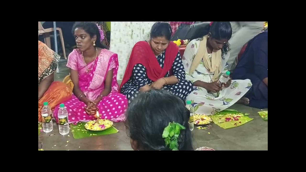 ஐயப்பன் மலர்பூஜையில் பக்தி பாடல்கள்