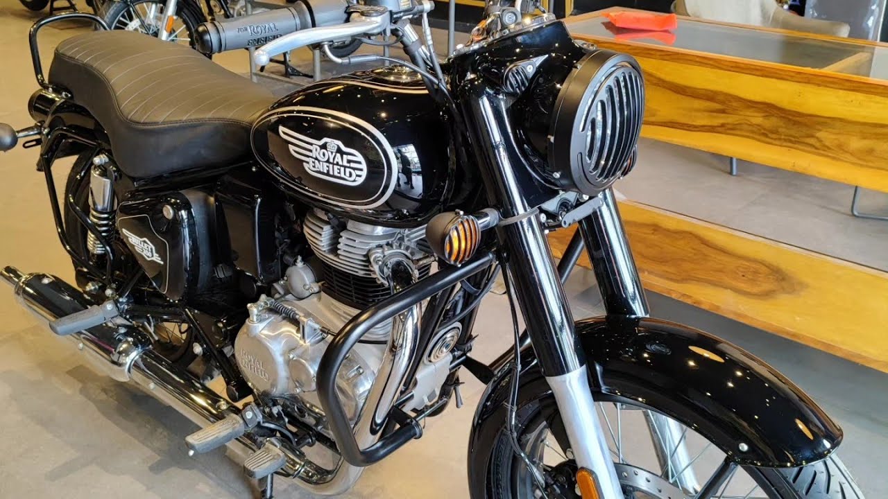Youtube ke paiso se bullet liya 😳😳 || Royal Enfield Bullet 350 BS6 Military Silverblack ||Vlog 64||