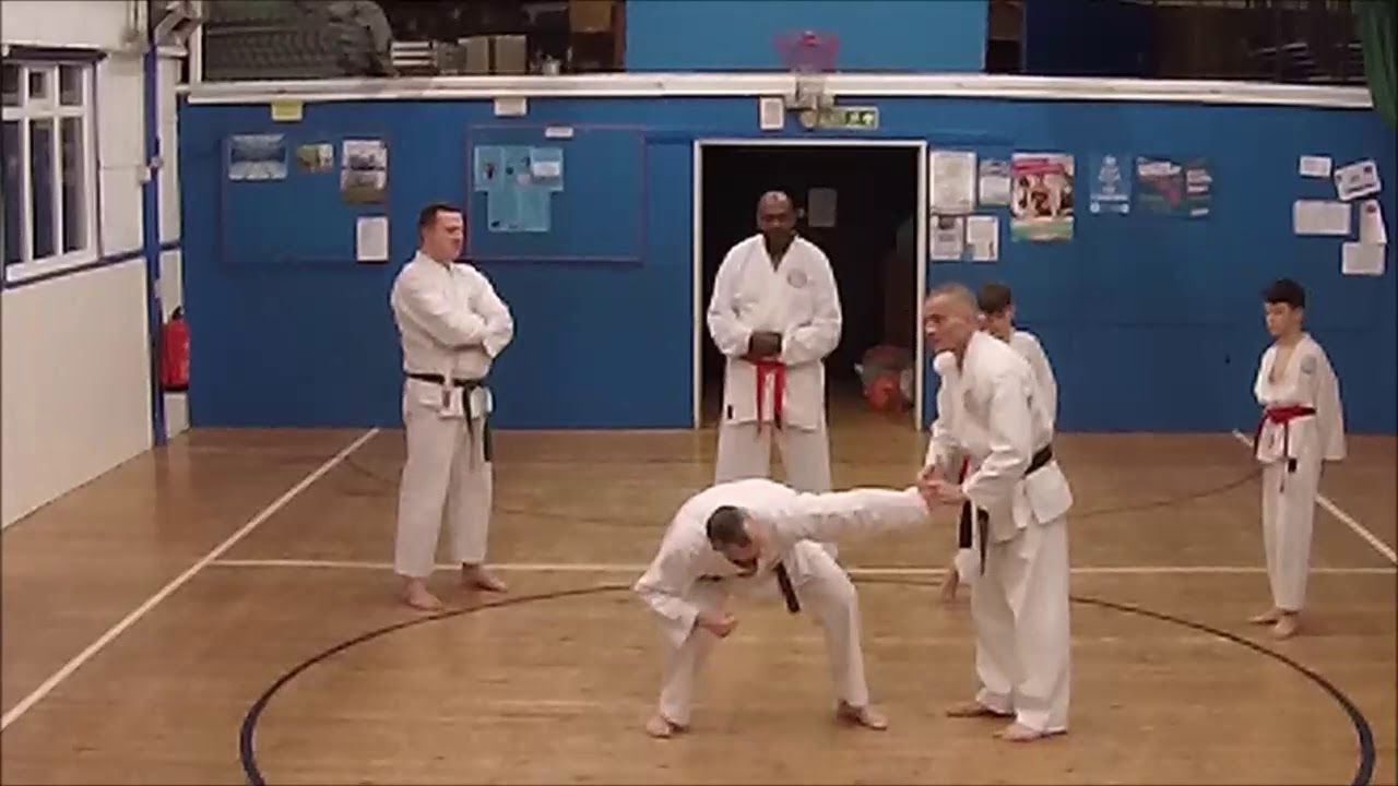 GKR Karate. Bassai Dai, first 3 move's Bunkai