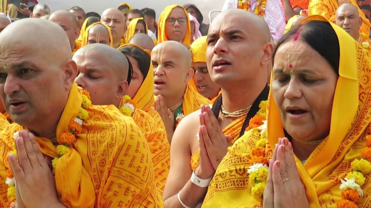 Diksha ceremony by HH Lokanath Swami Maharaj at Iskcon Vrindavan Gaushala at 18 nov 2023