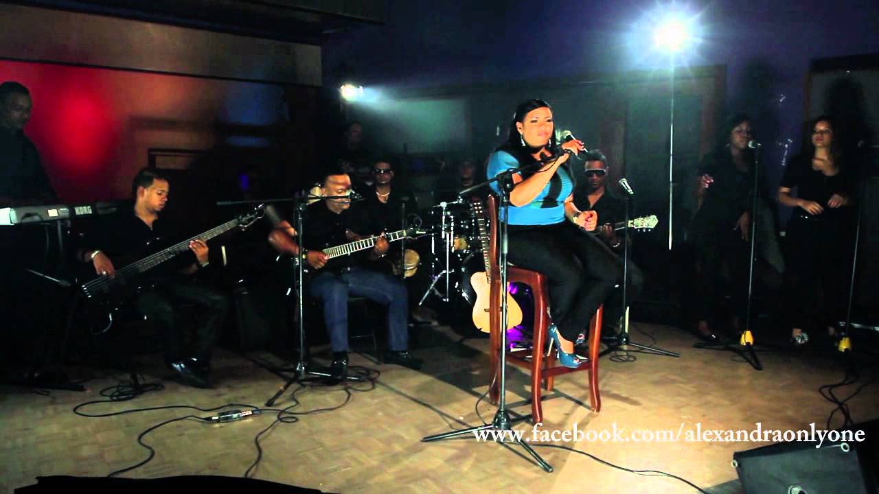 Alexandra la reina de la bachata - Hazme tu esposa by Imperio Nano