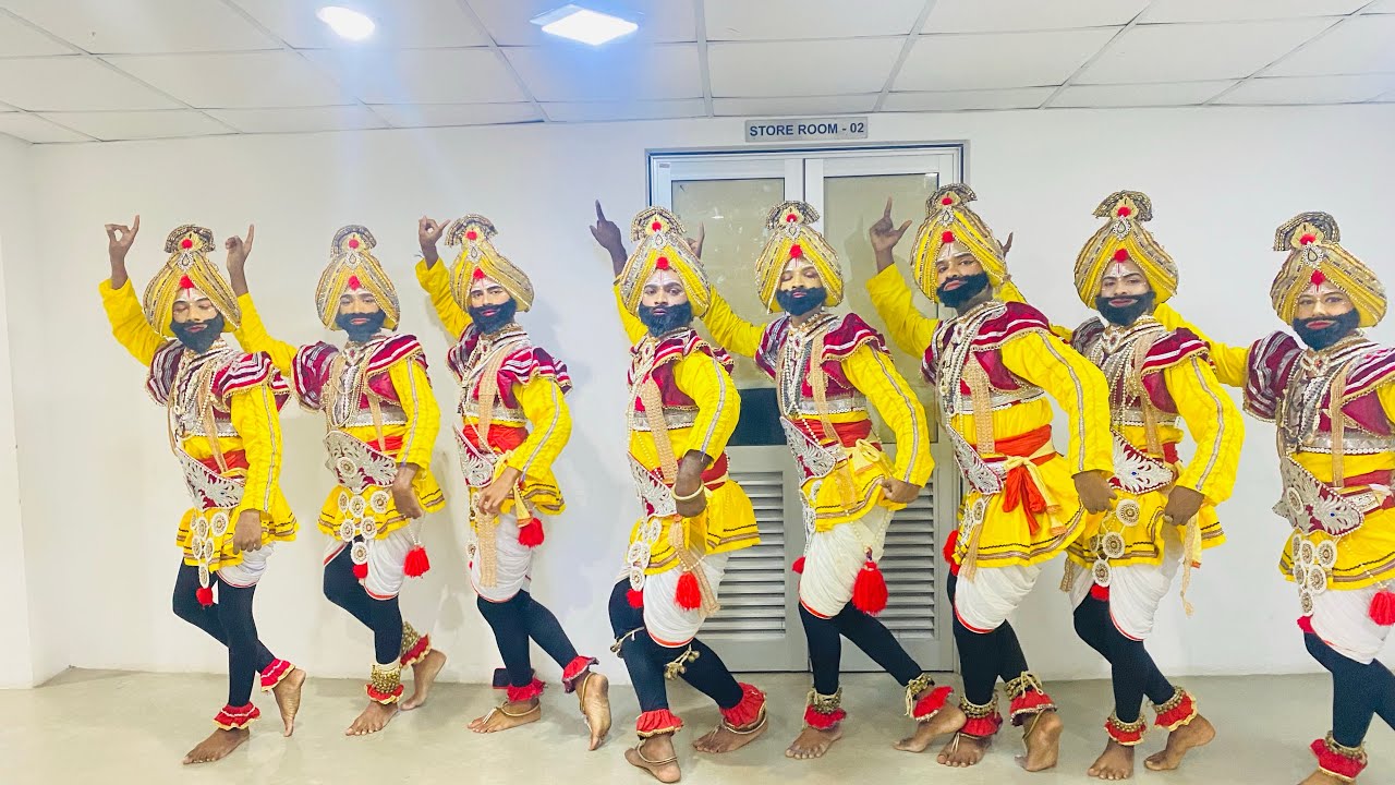 වඩිගපටුන නර්තනය wadiyga patuna￼ dance  විදේශිකයින් ඉදිරියේ අපේ දේ මවිතයකට පත් කල හිමන්ත කලා භවන අපි