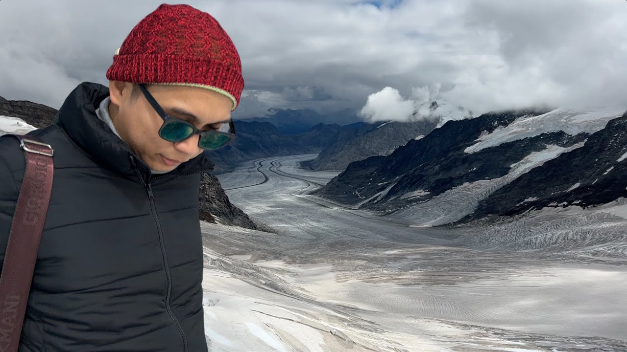 Cable Car Going To The Top of Europe (Eiger Express) | Jungfraujoch, Switzerland