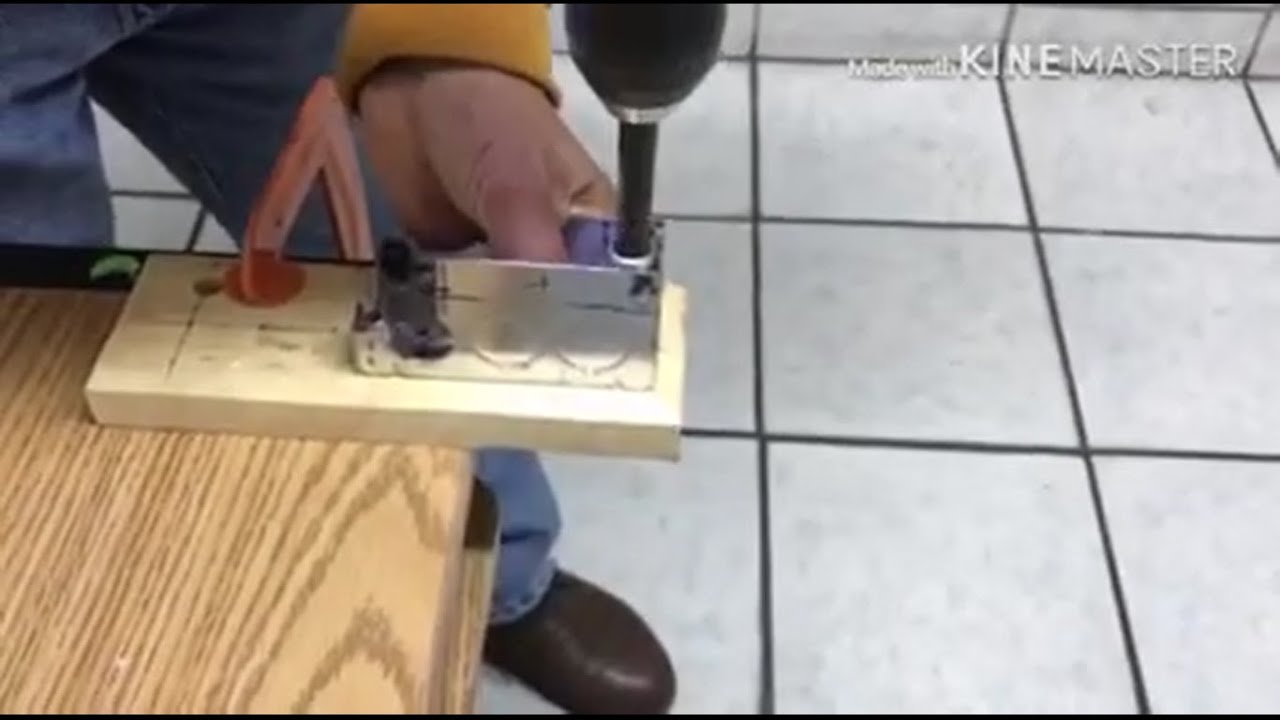 DIY Guia casera para hacer agujeros rectos.