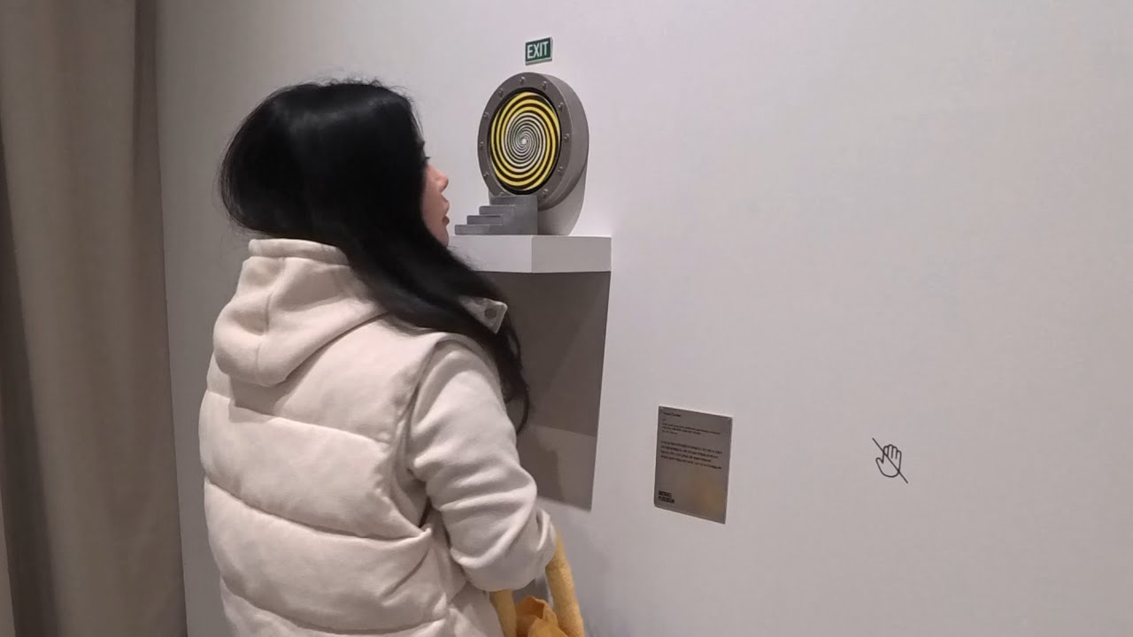 처음 해보는 전시 데이트 브이로그 | 룸포원더 | 초밥뷔페