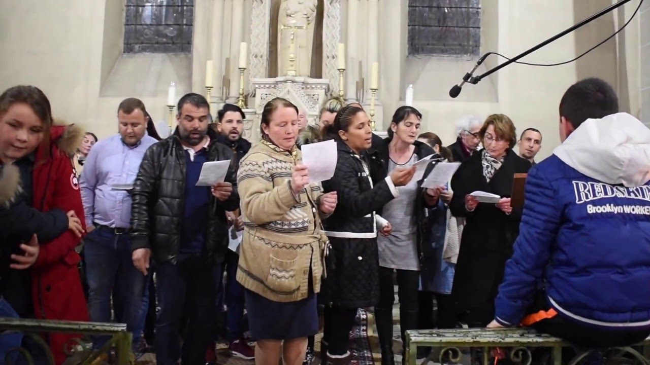 Exclu Veillée Gens du Voyage à la Ste Tunique (Ntre Dame des Gitans)